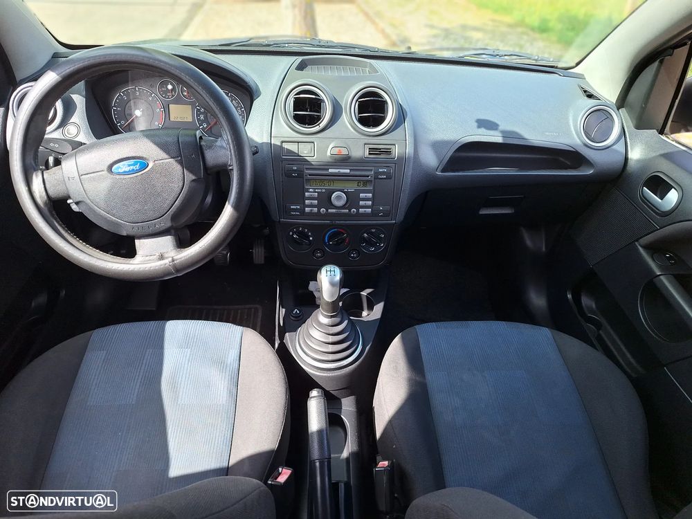 Ford Fiesta 1.4 TDCI Ghia - 3