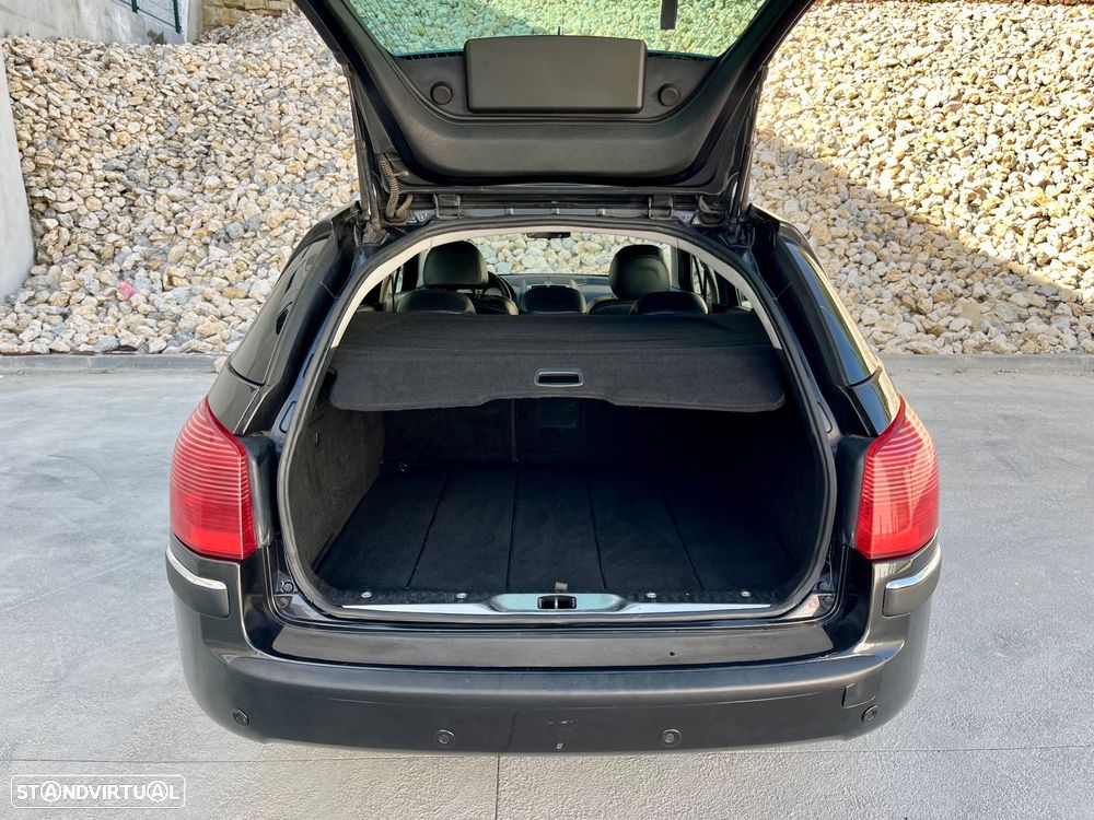 Peugeot 407 SW 2.2 HDi SE Navteq - 23