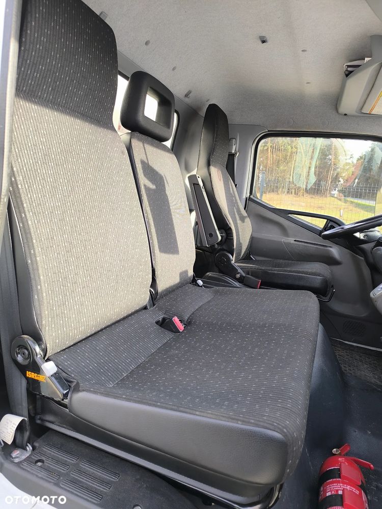 Mitsubishi Fuso center - 18