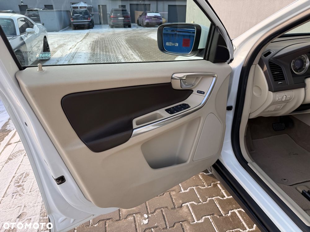 Volvo XC 60 - 28