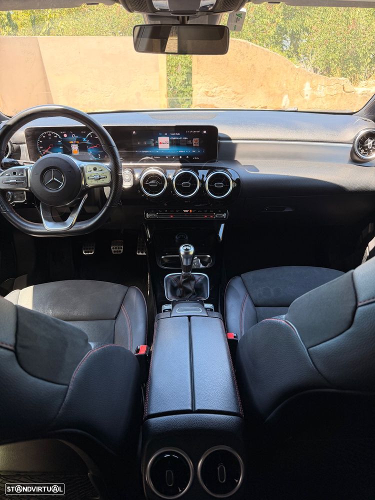 Mercedes-Benz A 160 AMG Line - 11