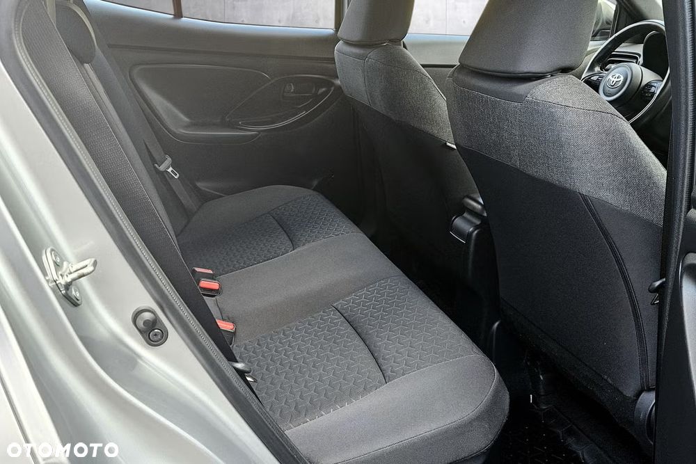 Toyota Yaris Cross Hybrid 1.5 Active - 30