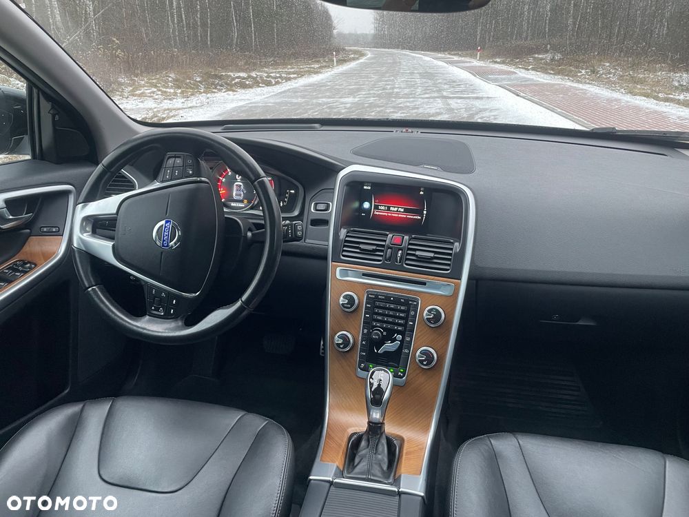 Volvo XC 60 T5 AWD Summum - 18