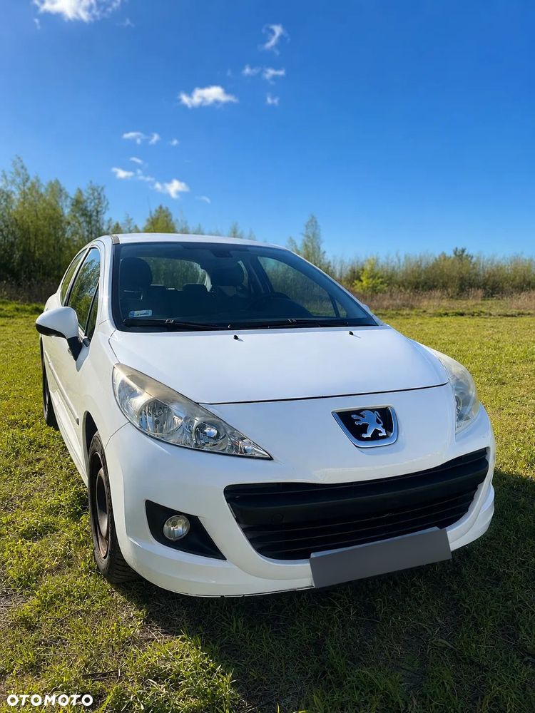 Peugeot 207 1.4 HDi Presence - 1