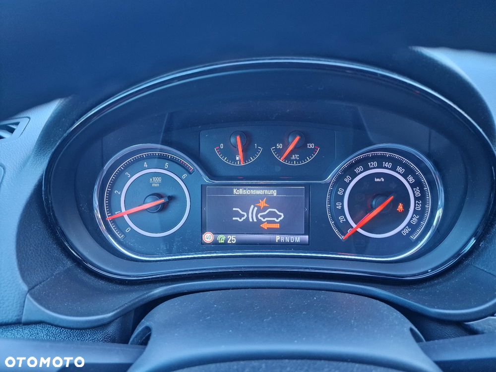 Opel Insignia 2.0 CDTI 4x4 Business Edition - 28