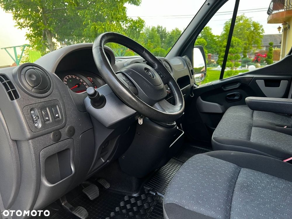 Opel Movano Max 9 osobowy - 31