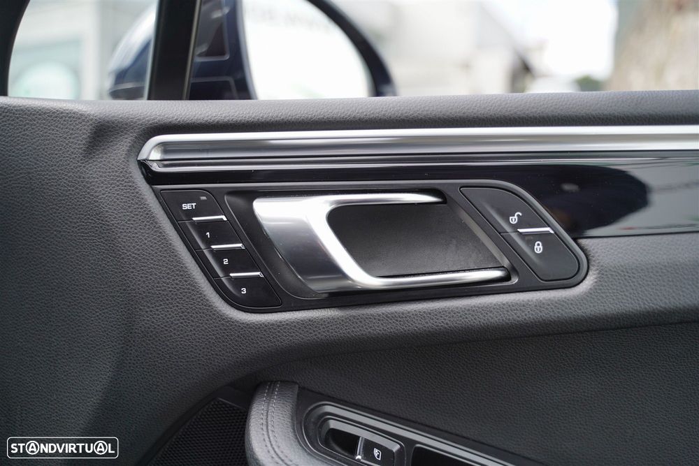 Porsche Macan S - 46