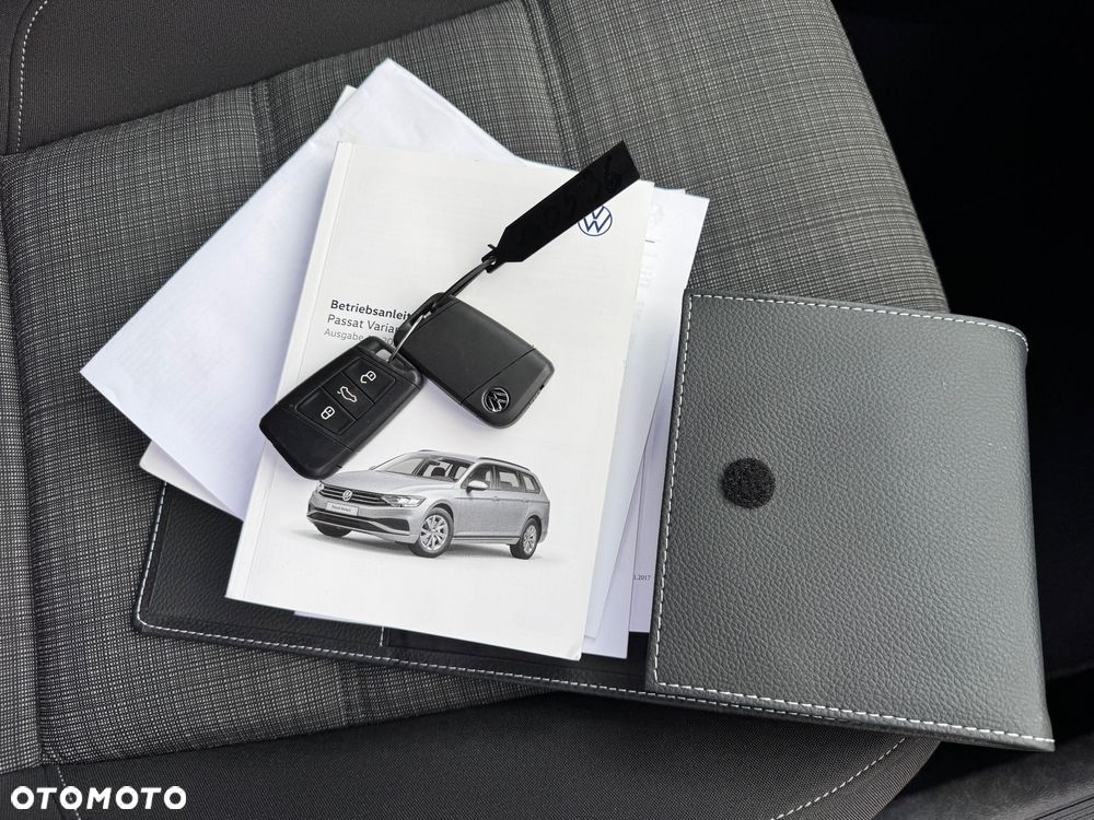 Volkswagen Passat 2.0 TDI SCR DSG Elegance - 26