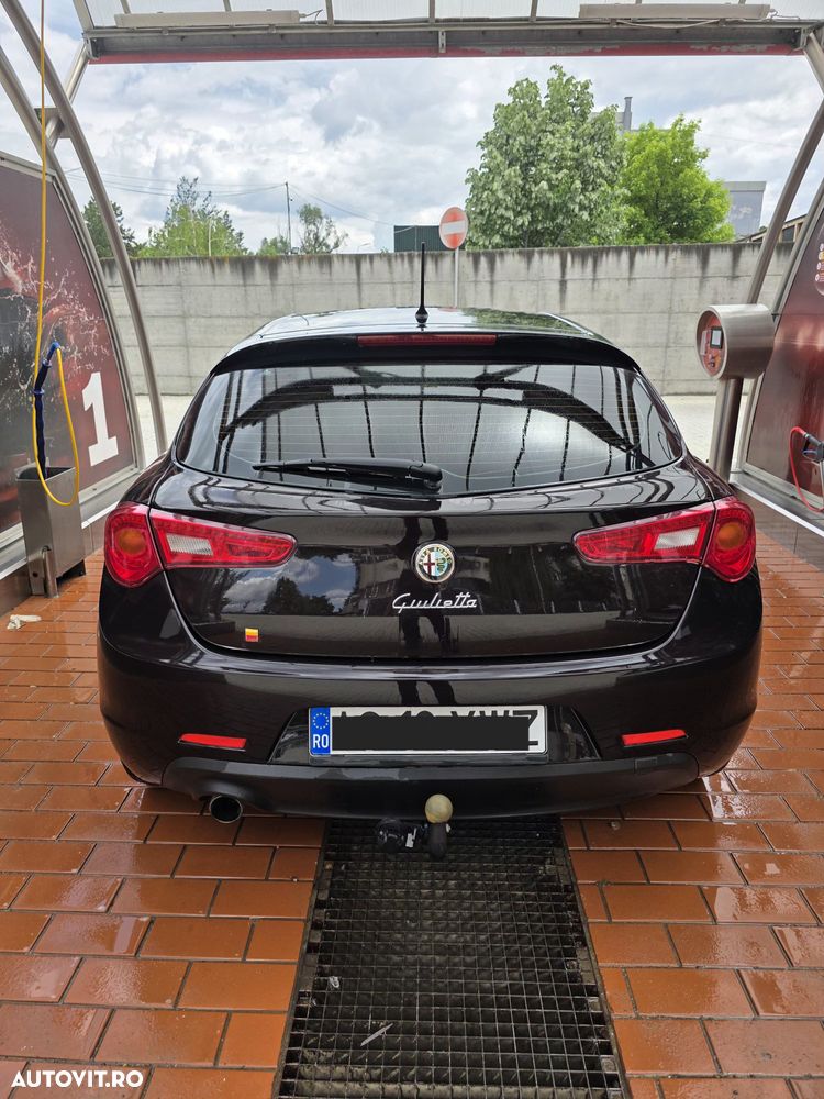 Alfa Romeo Giulietta - 2