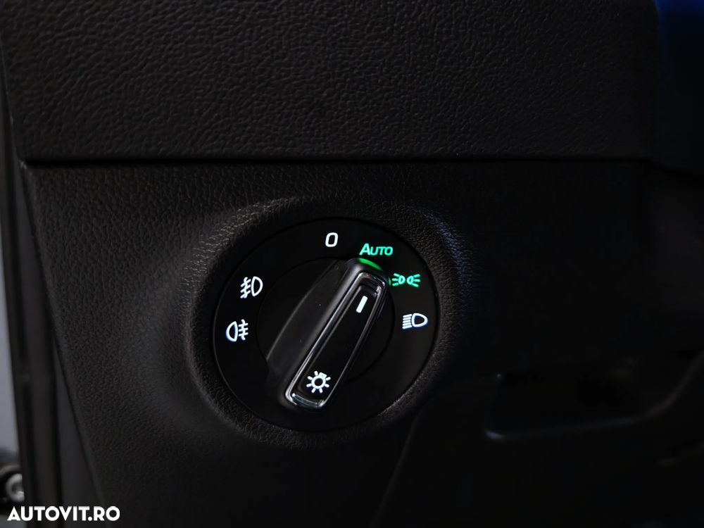 Skoda Karoq 1.5 TSI DSG Selection - 28