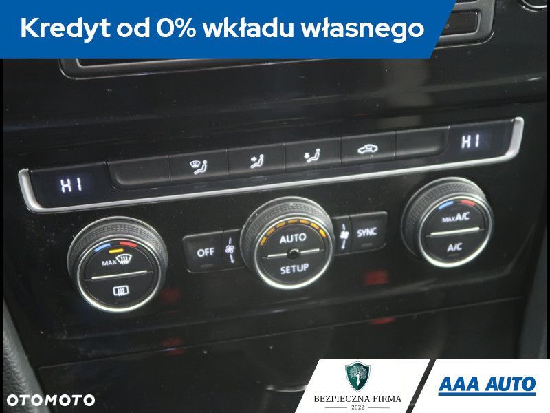 Volkswagen Golf - 14