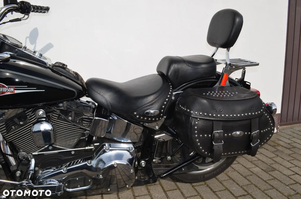 Harley-Davidson Softail Heritage Classic - 36