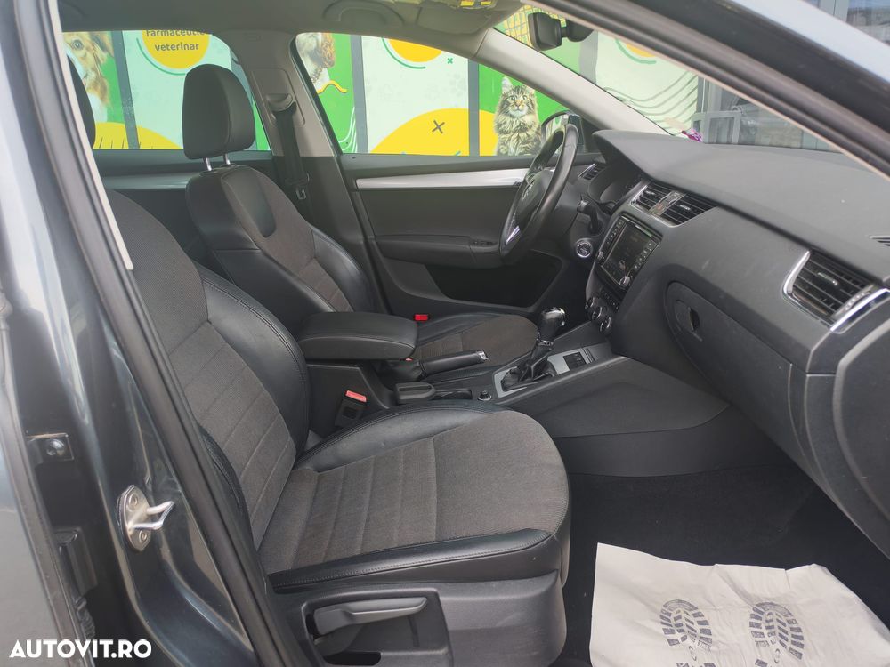 Skoda Octavia 2.0 TDI DSG Premium Edition - 5