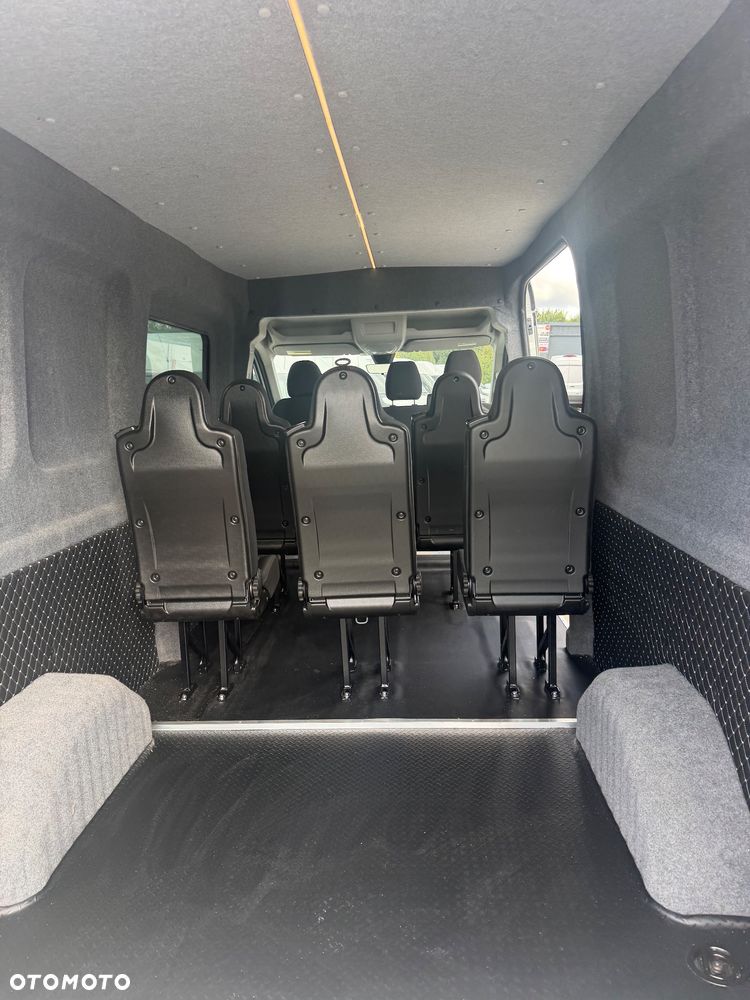 Maxus Maxus Dilever 9 Brygadowka 9 OSÓB OD REKI - 21
