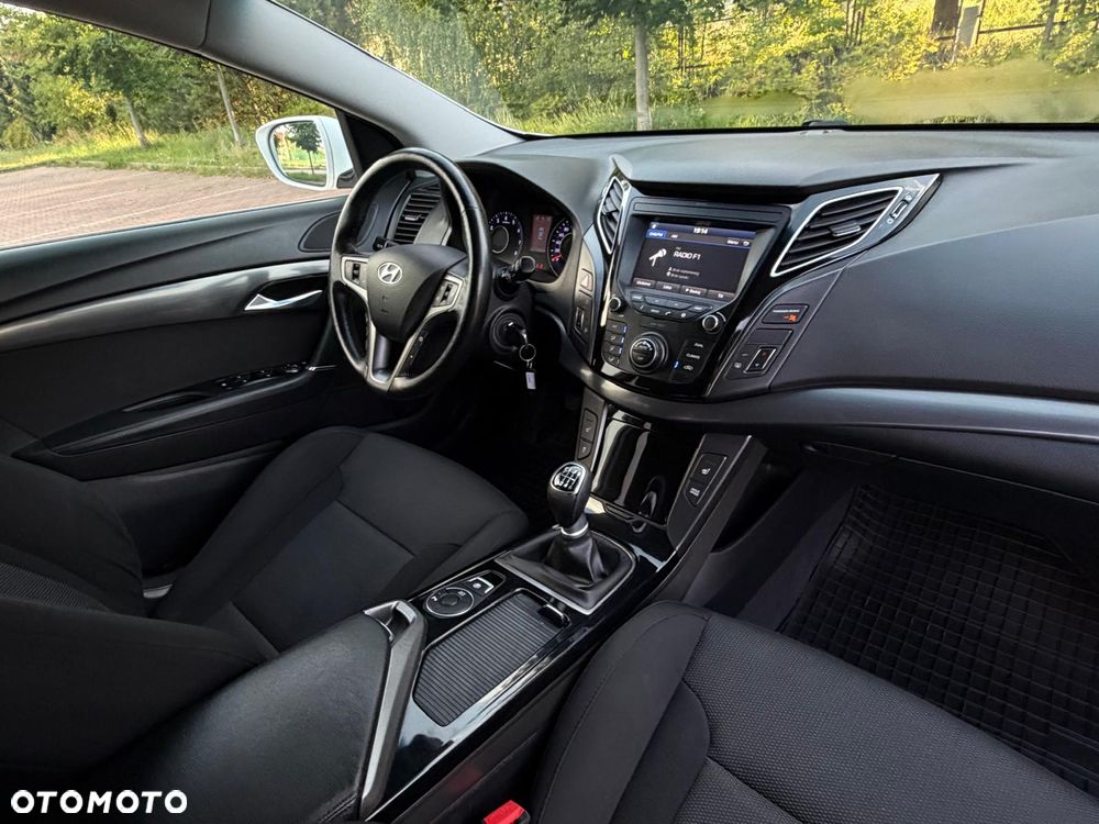 Hyundai i40 Kombi 1.6 Trend - 5