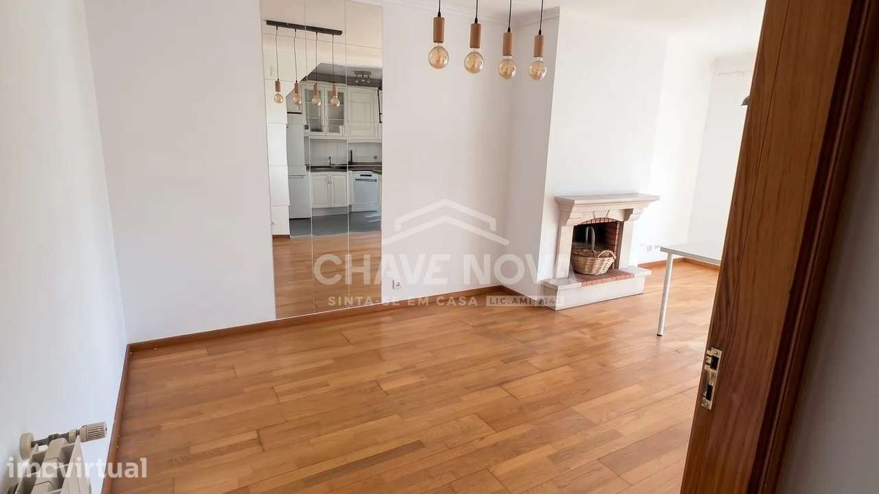 Apartamento T2 c/ Garagem Box em Vilar do Paraíso - Gaia - Grande imagem: 3/23