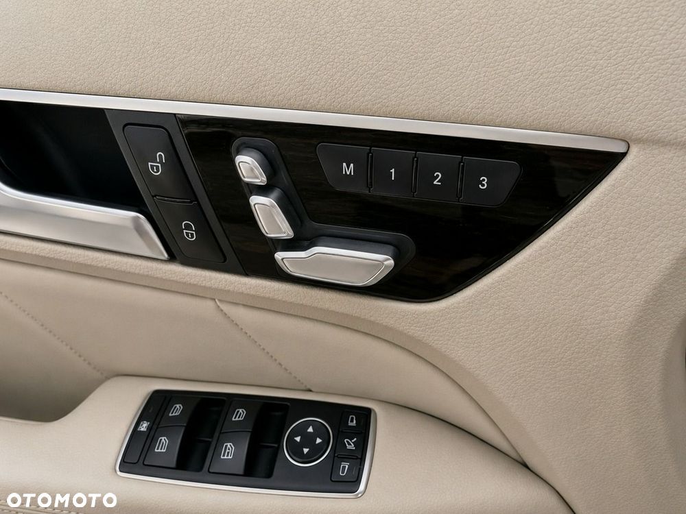 Mercedes-Benz Klasa E 350 BlueTEC 4-Matic Elegance - 15