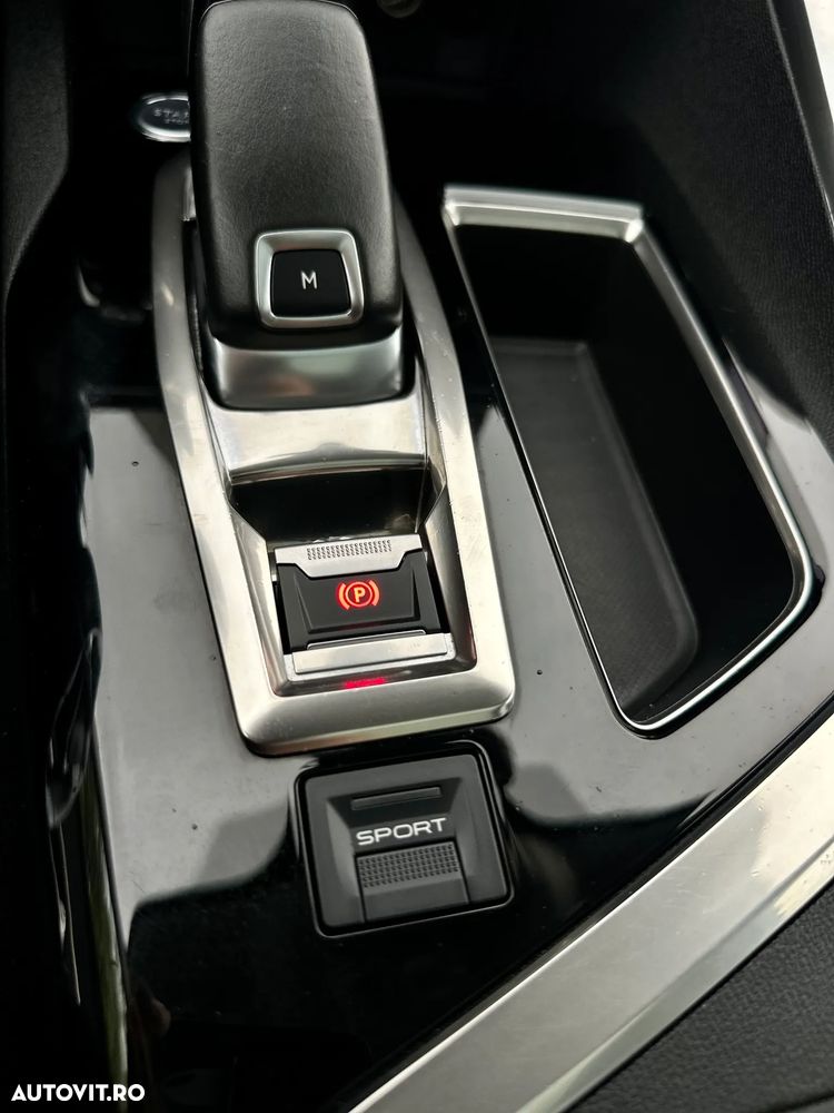 Peugeot 3008 - 16
