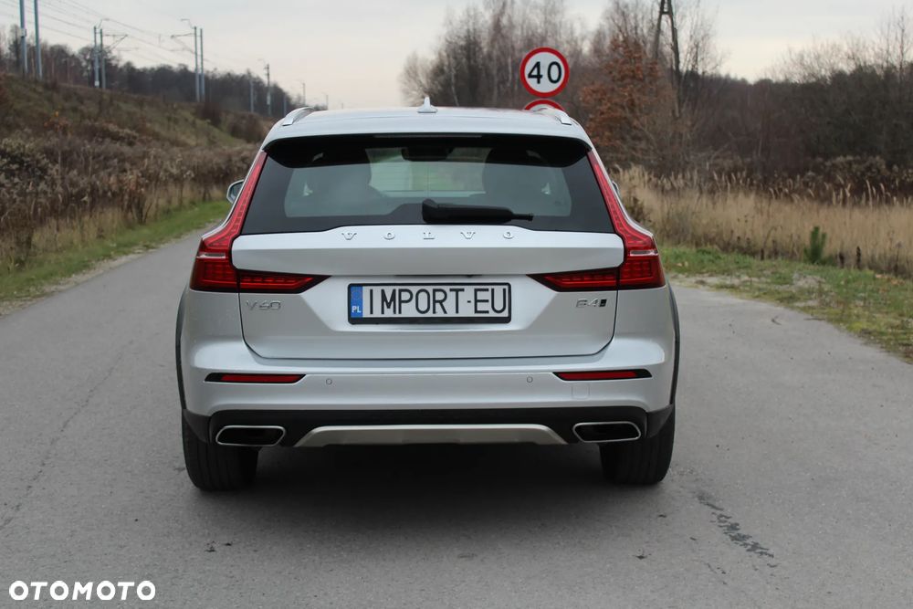 Volvo V60 Cross Country B4 D AWD Geartronic - 5