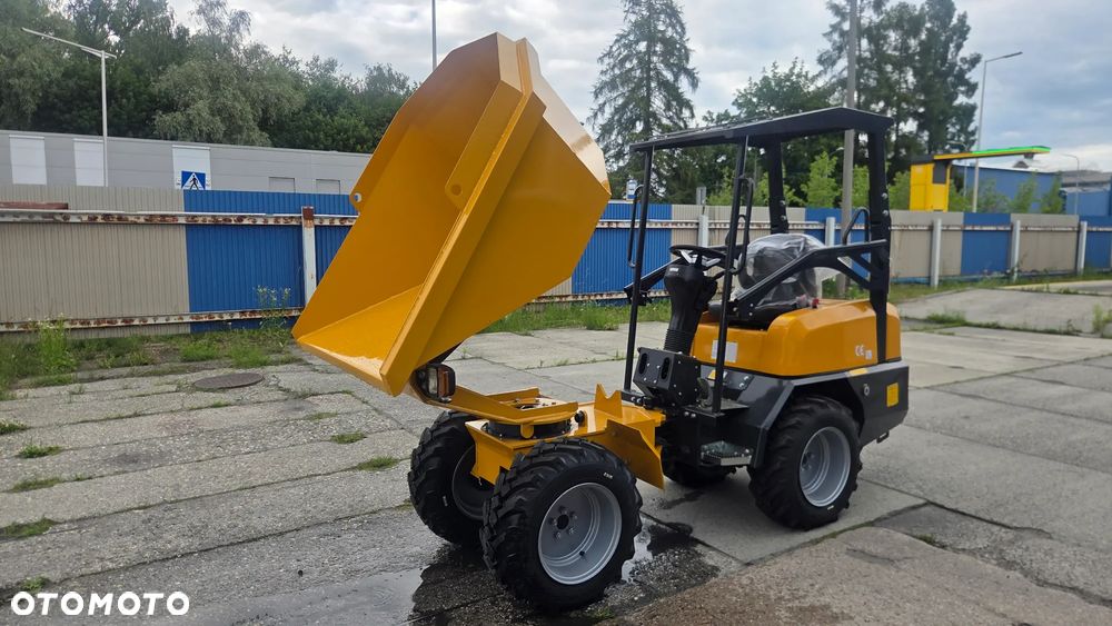 Kubota LOADER TRADER - 3