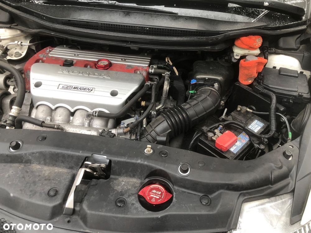 Honda Civic 2.0 i-VTEC Type R Championship White Edition - 11