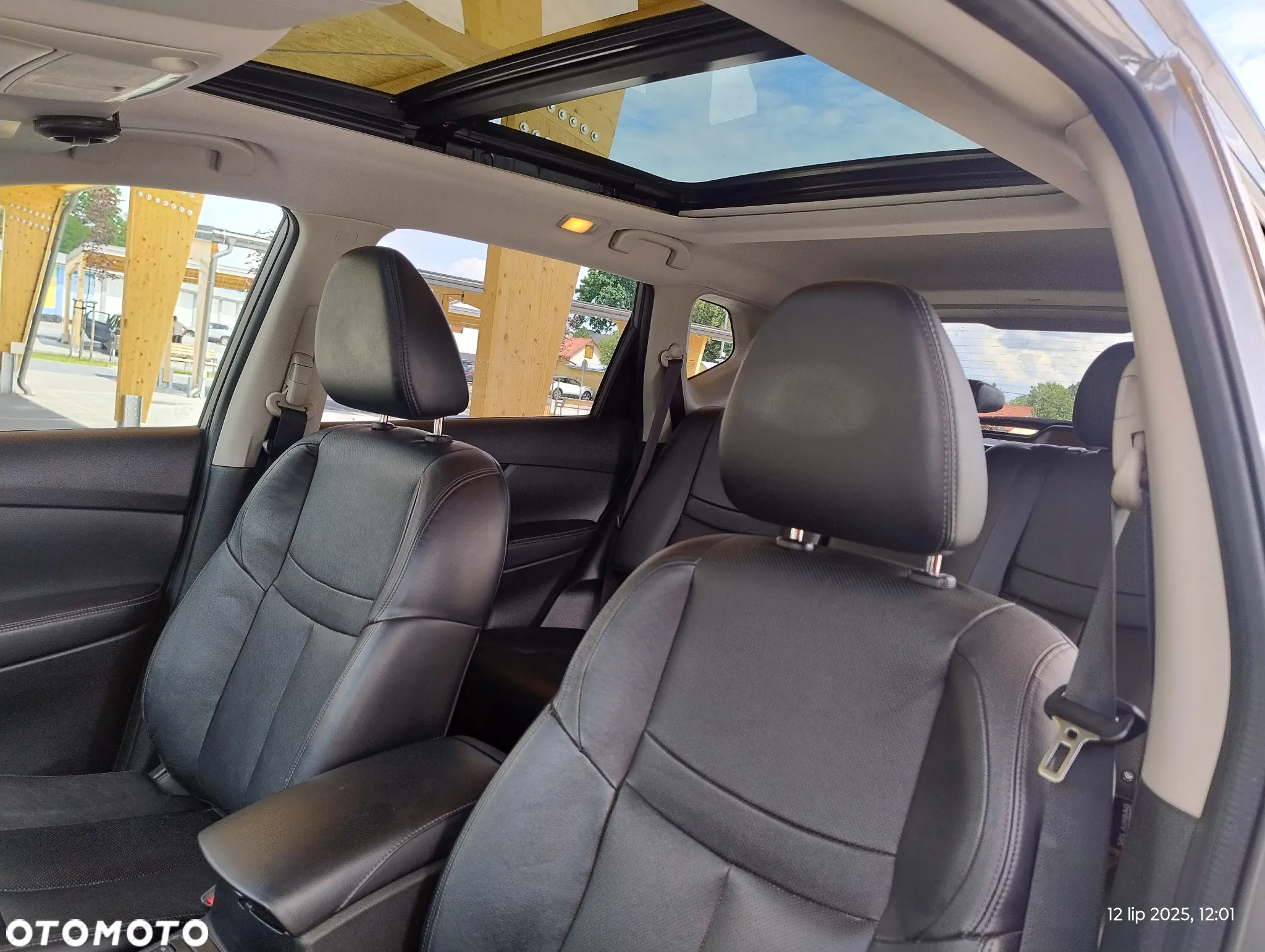 Nissan X-Trail 1.6 DCi Tekna 2WD Xtronic 7os - 14