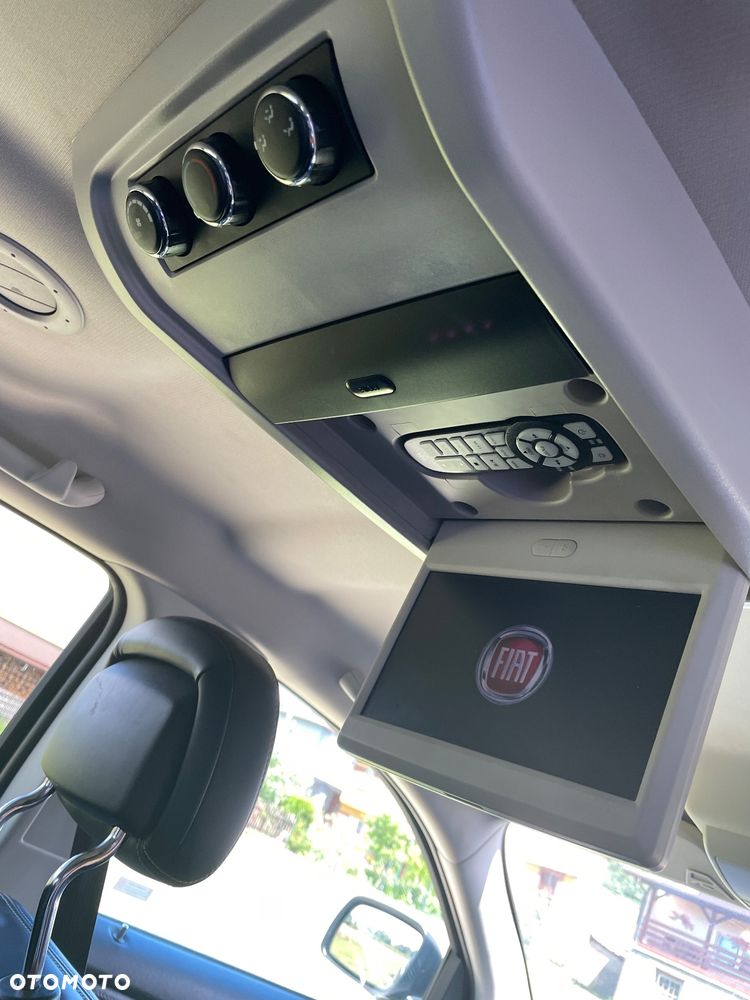 Fiat Freemont 2.0 Multijet 16V DPF Automatik Allrad Black Code - 15