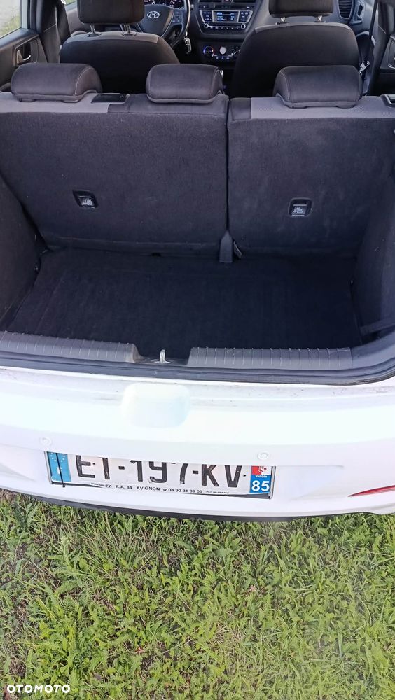 Hyundai i20 1.2 Comfort - 13