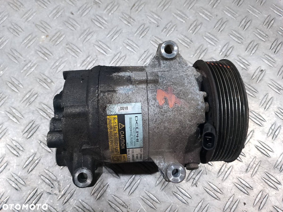 POMPA, SPRĘŻARKA KLIMATYZACJI RENAULT SCENIC II 8200309193  01140018 1.9 - 1