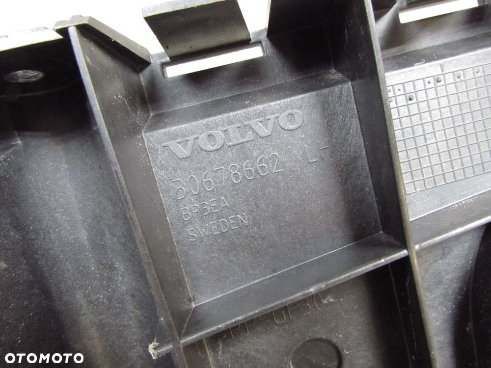 VOLVO V70 III 06-16 SLIZG ZDERZAKA LEWY TYL 30678662 - 7