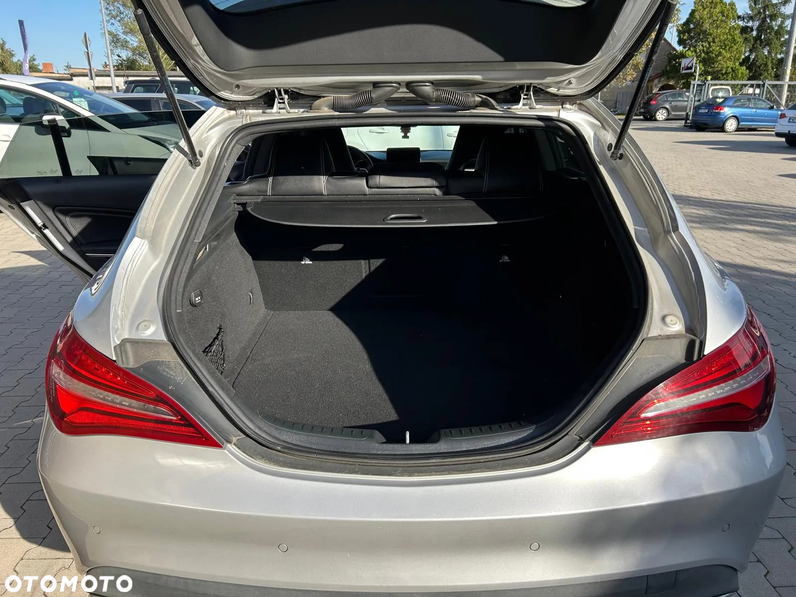 Mercedes-Benz CLA Shooting Brake 180 SCORE - 16