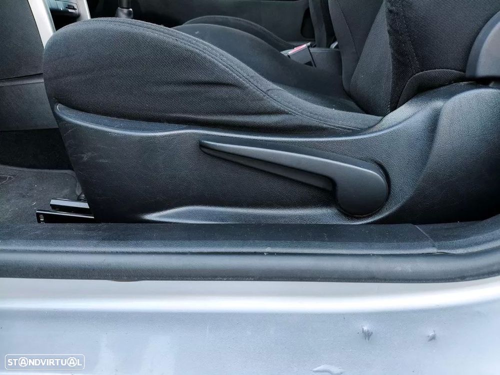 Peugeot 207 1.6 hdi sport van - 21