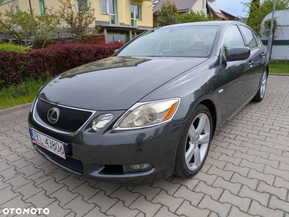 Lexus GS - 1