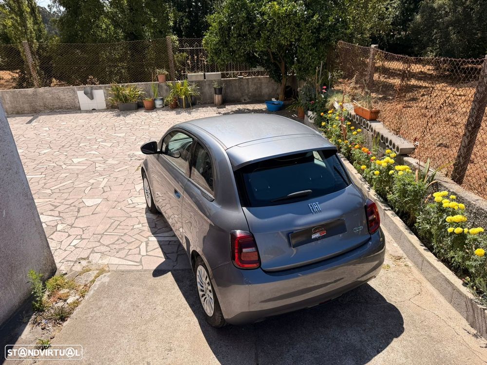 Fiat 500e — fotografia 14