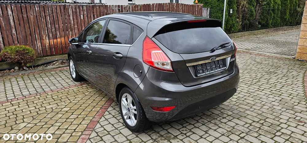 Ford Fiesta - 6