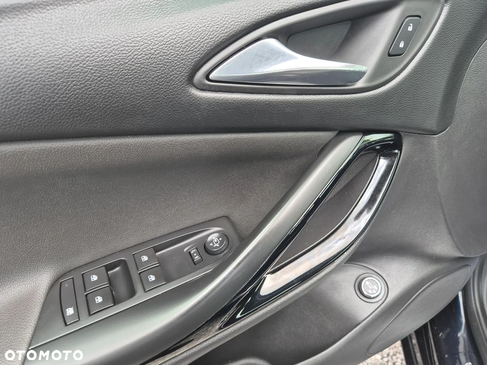 Opel Astra 1.4 Turbo Start/Stop Innovation - 35