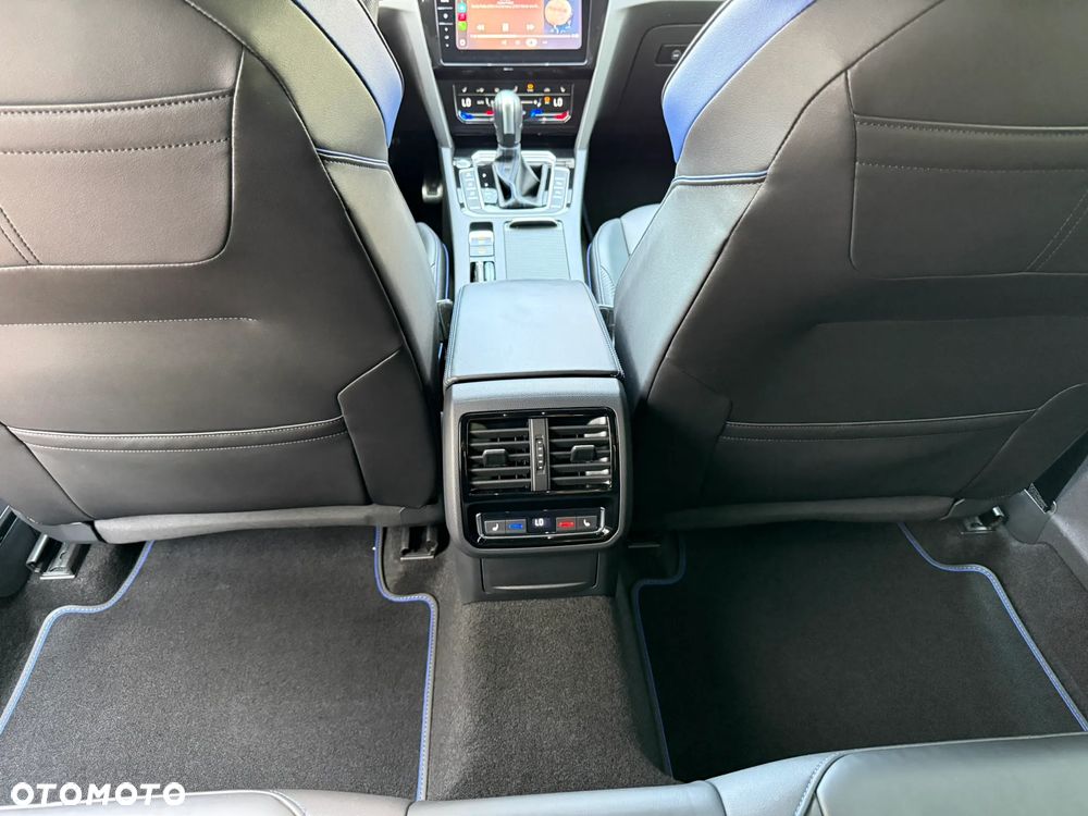 Volkswagen Arteon 2.0 TSI 4Motion R DSG - 32