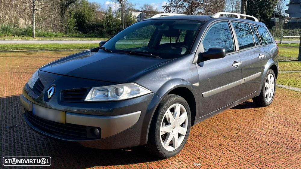 Renault Mégane Break 1.5 dCi Dynamique - 1