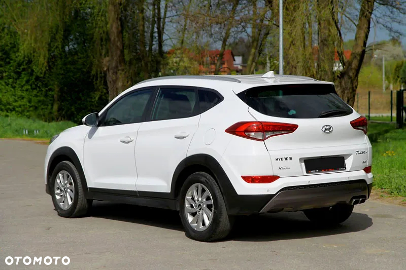 Hyundai Tucson 2.0 CRDI Comfort 4WD - 2