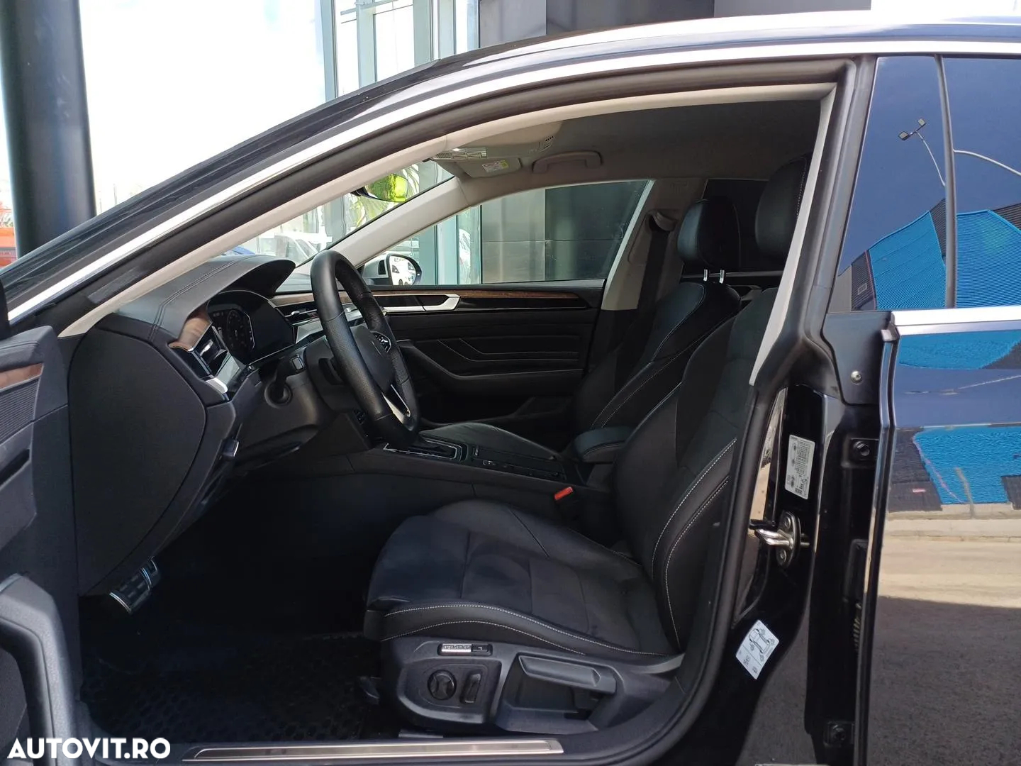 Volkswagen ARTEON 2.0 TSI DSG Elegance - 10
