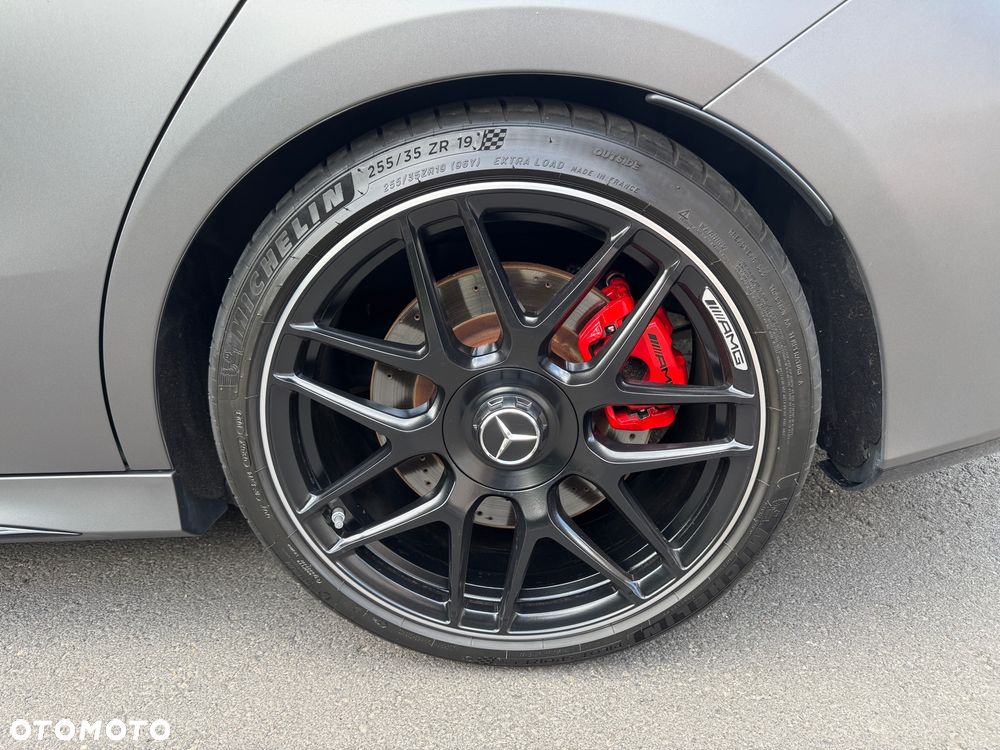 Mercedes-Benz CLA AMG 45 S 4-Matic+ 8G-DCT - 23