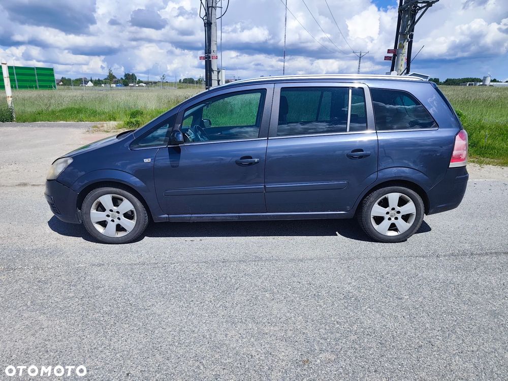 Opel Zafira - 7