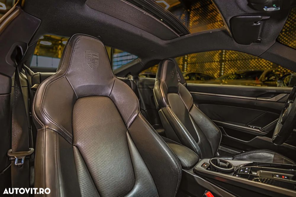Porsche 911 - 18