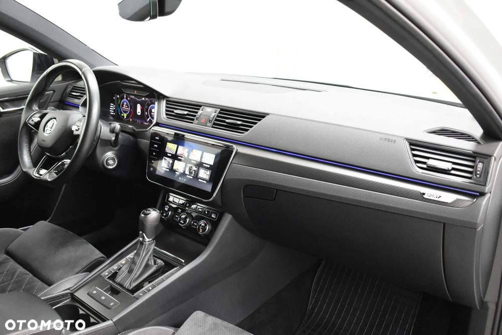 Skoda Superb 1.4 TSI Plug-In Hybrid Sportline DSG - 18