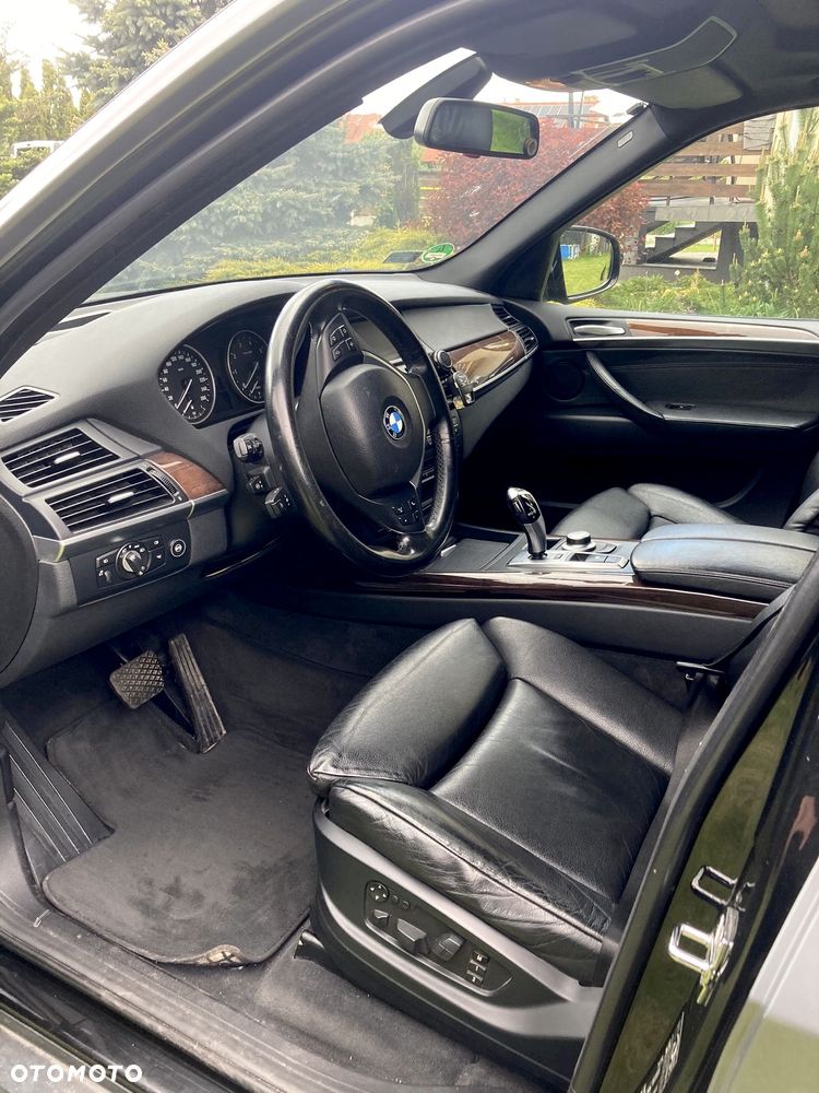 BMW X5 xDrive48i - 6