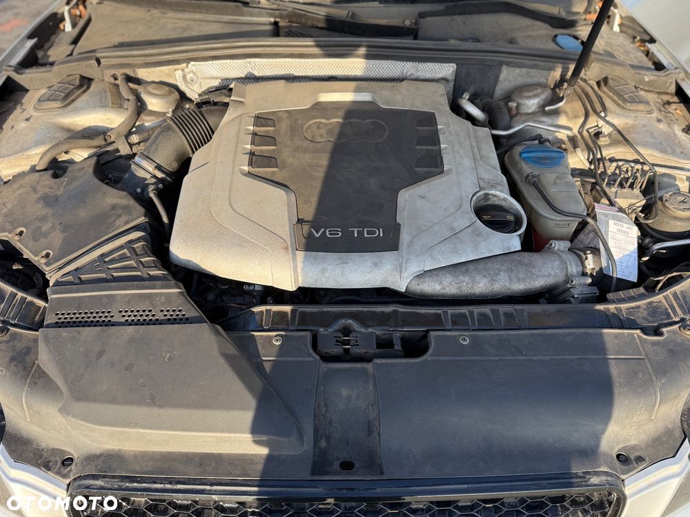Audi A5 Coupé 2.7 TDI Multitronic - 15
