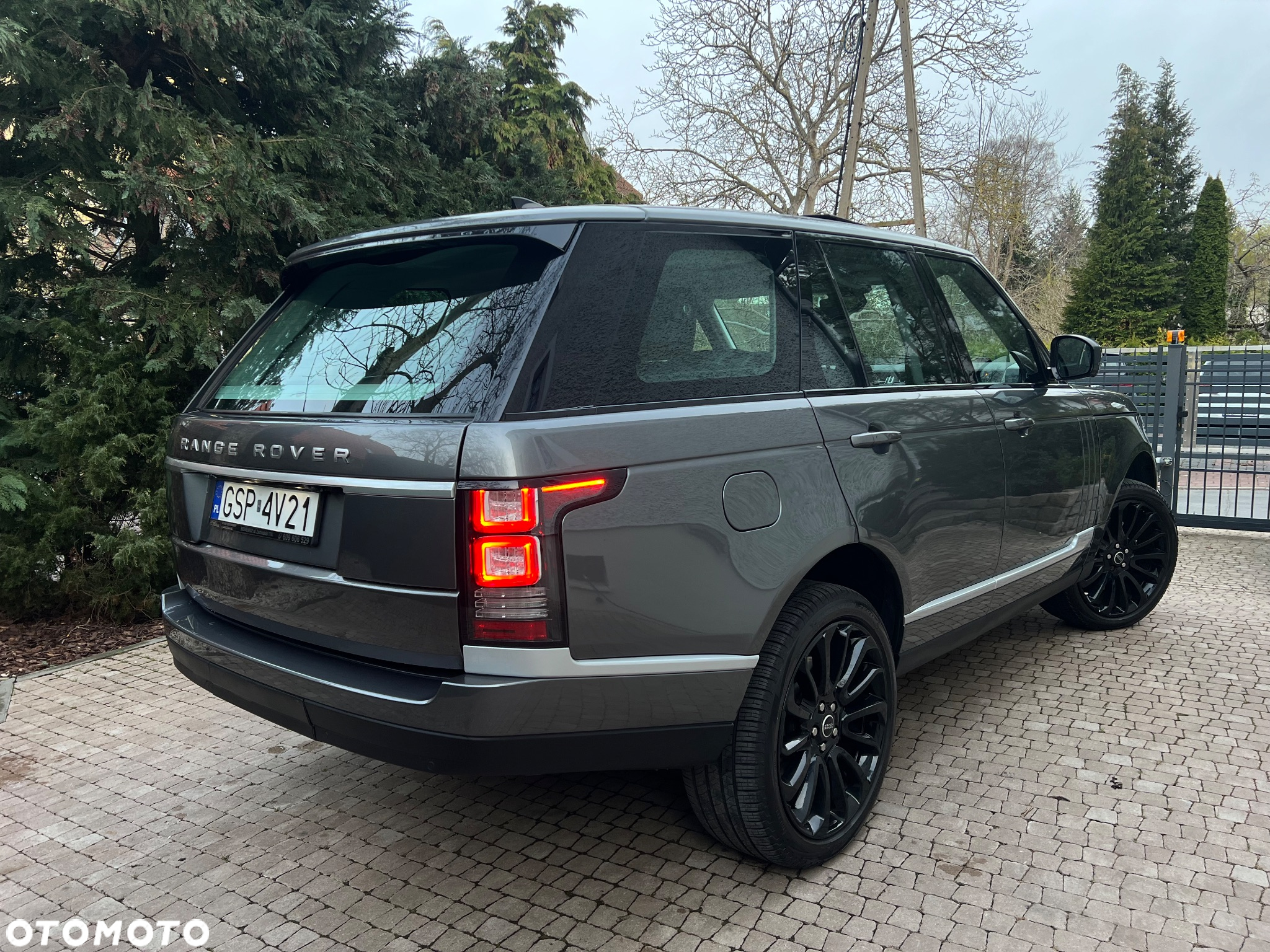 Land Rover Range Rover 4.4SD V8 LWB Vogue - 5
