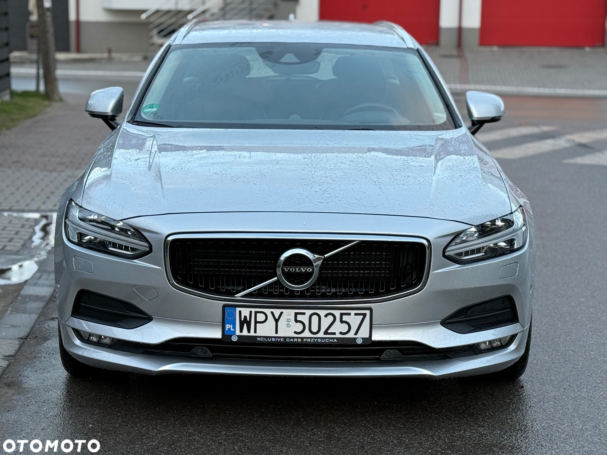 Volvo V90 D5 AWD Momentum - 11