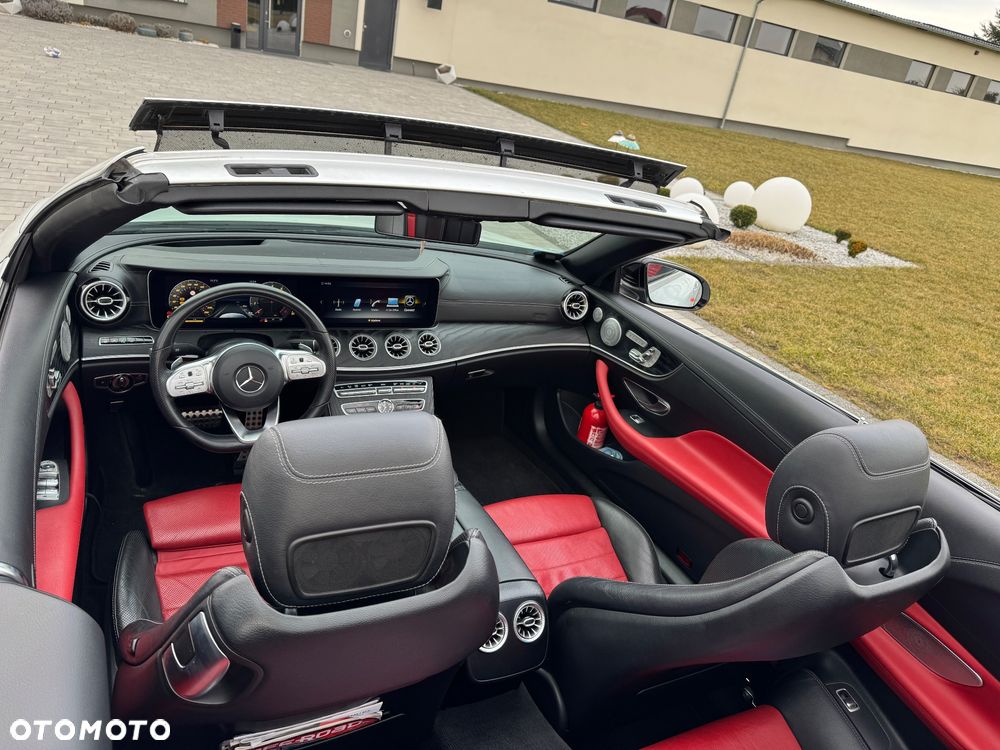 Mercedes-Benz Klasa E - 9