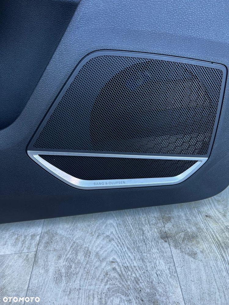 BOCZEK TAPICERKA BOCZKI TAPICERKA DRZWI AUDI Q3 II 83A SPORTBACK S-LINE B&O - 8